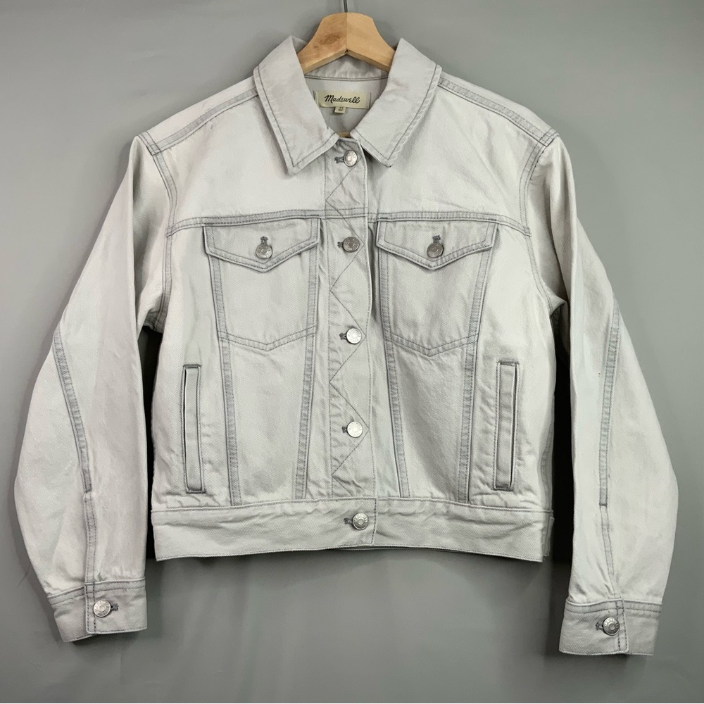 Madewell Women’s The Trucker Crop  Glenrich  Jean Jacket Cropped Denim. Size XS.